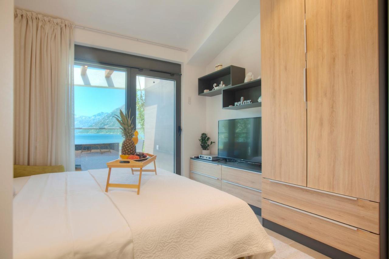 Vila Sofija Kotor Luaran gambar